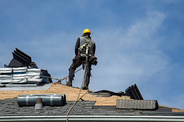 Professional Gutter Installation technician working in Mid Missouri, MO